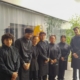 alumnos en un evento haciendo su primer servicio de catering externo